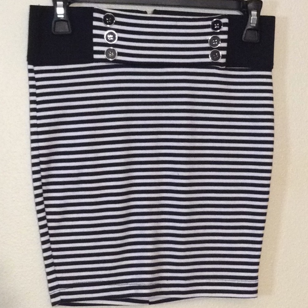 Black and White Skirt Charlotte Russe